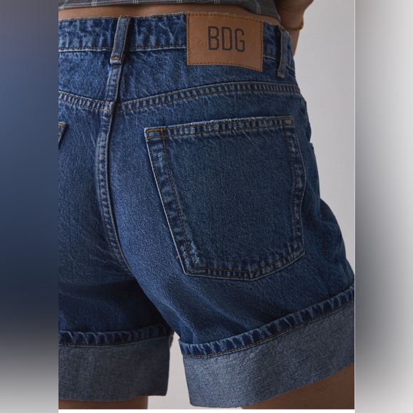 BDG Indie mid-rise cuffed denim short - Picture 5 of 5